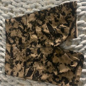 Lulu Lemon Never worn biker shorts